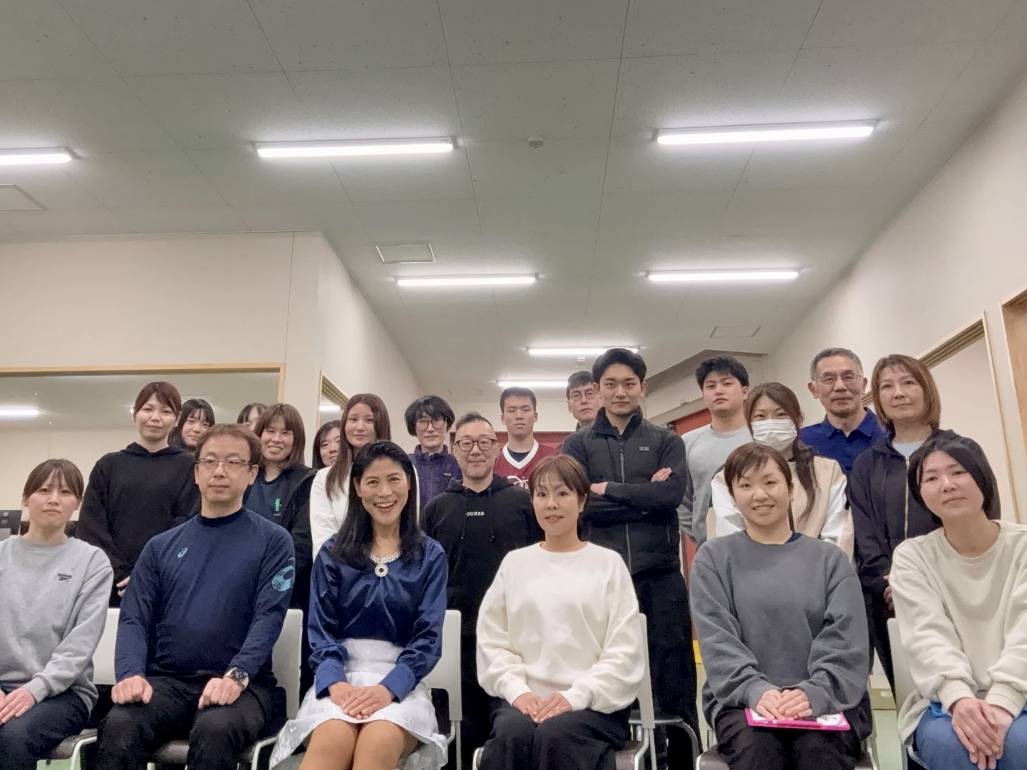 株式会社ひろせプロダクト様にて研修登壇。ハラスメント防止研修及びビジネススキルアップ研修を実施しました。